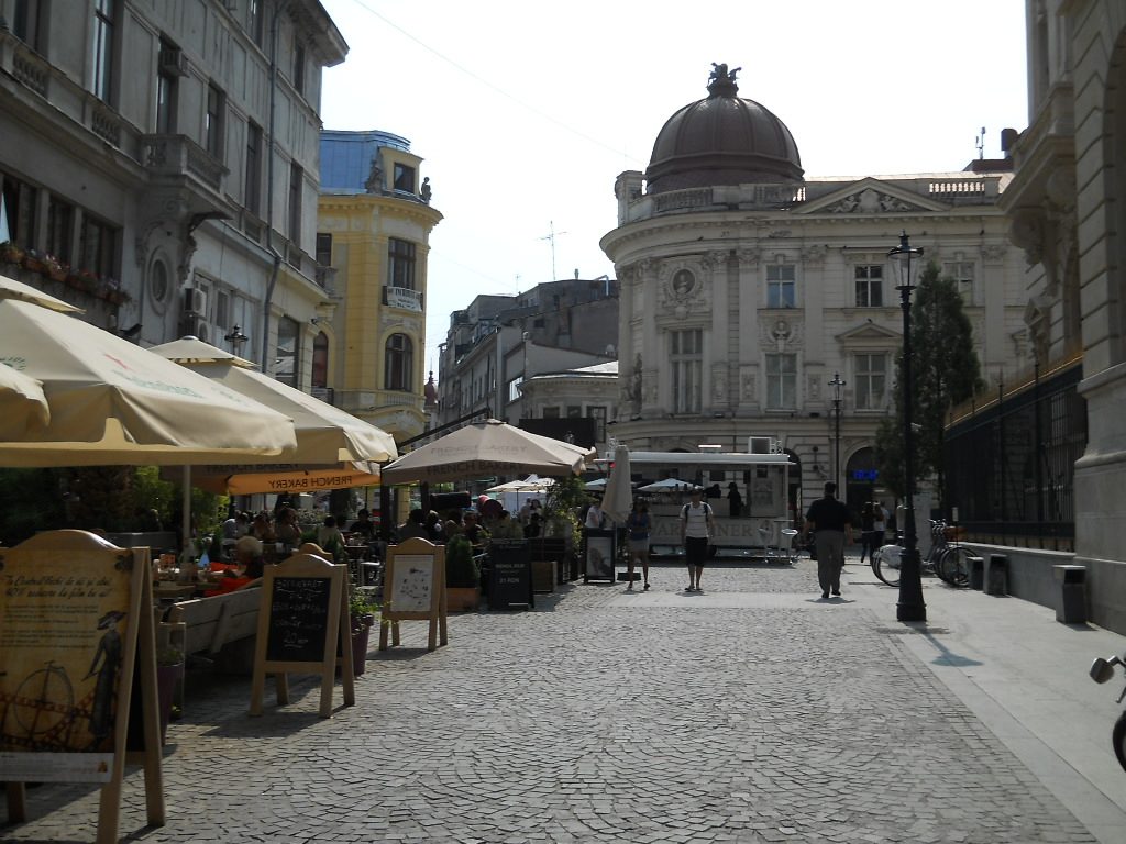 One day in Bucharest, Romania | IngridZenMoments