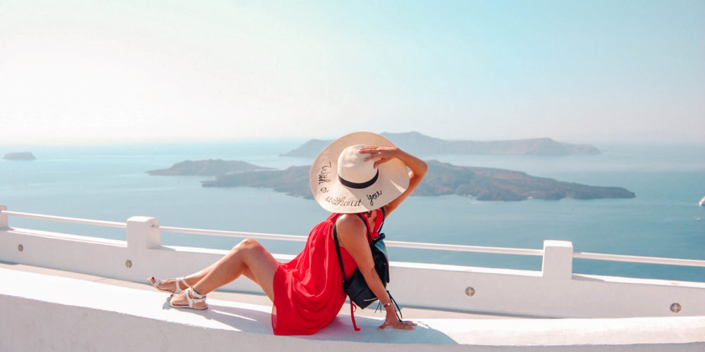 What to wear in Santorini Greece