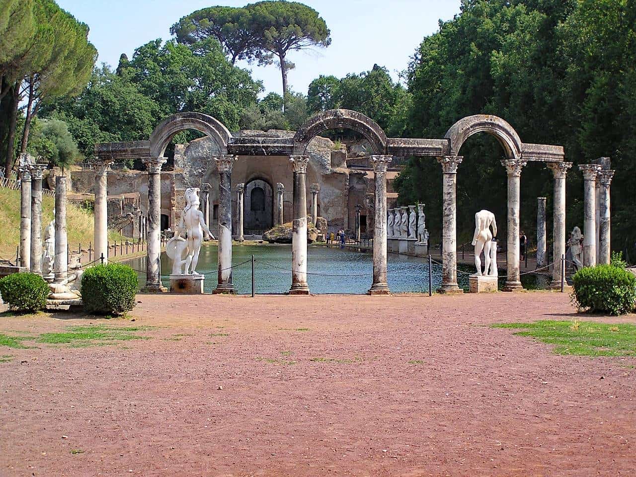 villa-adriana_day trips from Rome